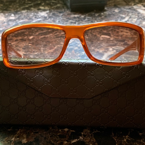 Brand new Gucci sunglasses! - Picture 9 of 12
